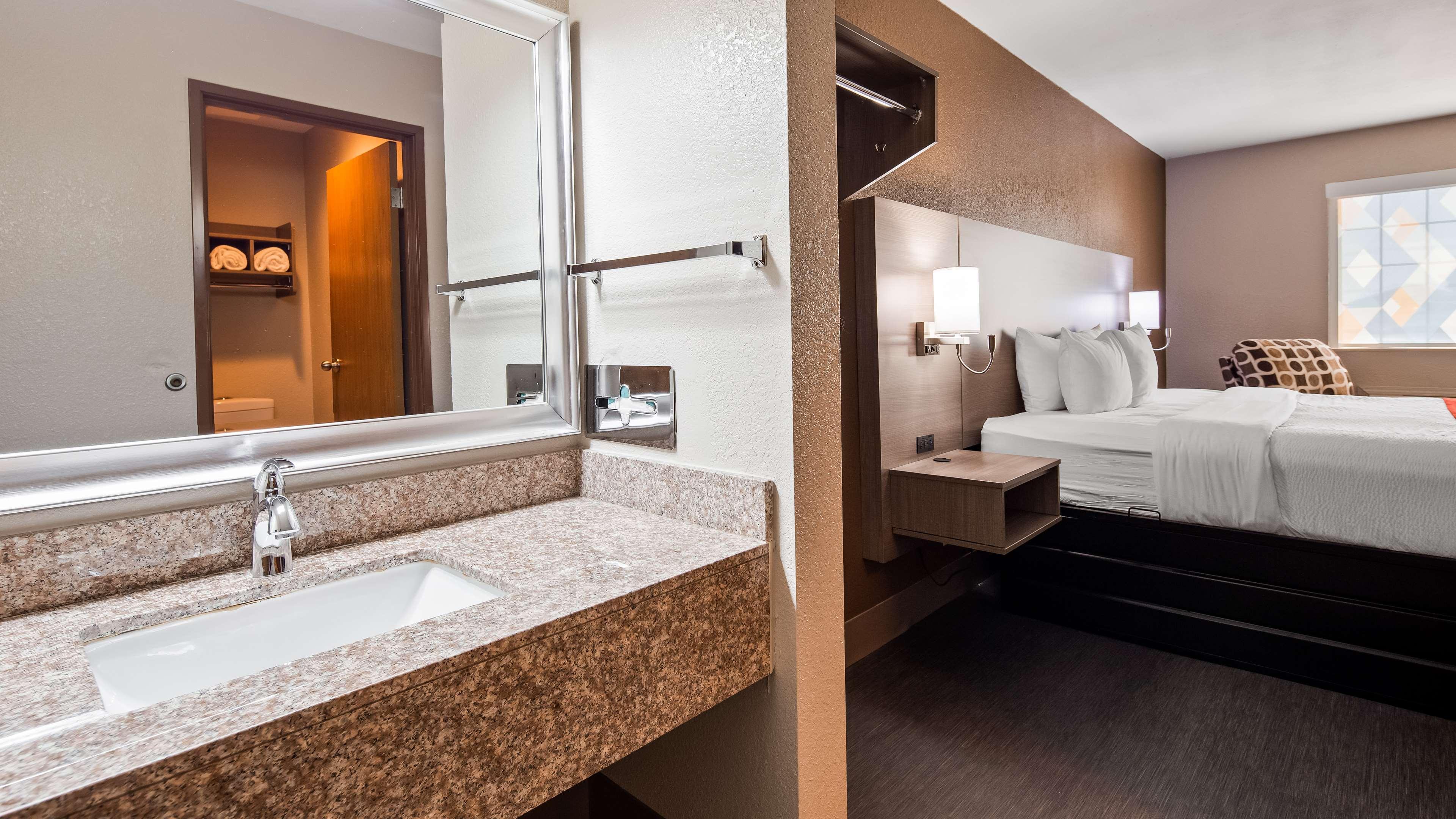Surestay Plus Hotel By Best Western Kearney Esterno foto