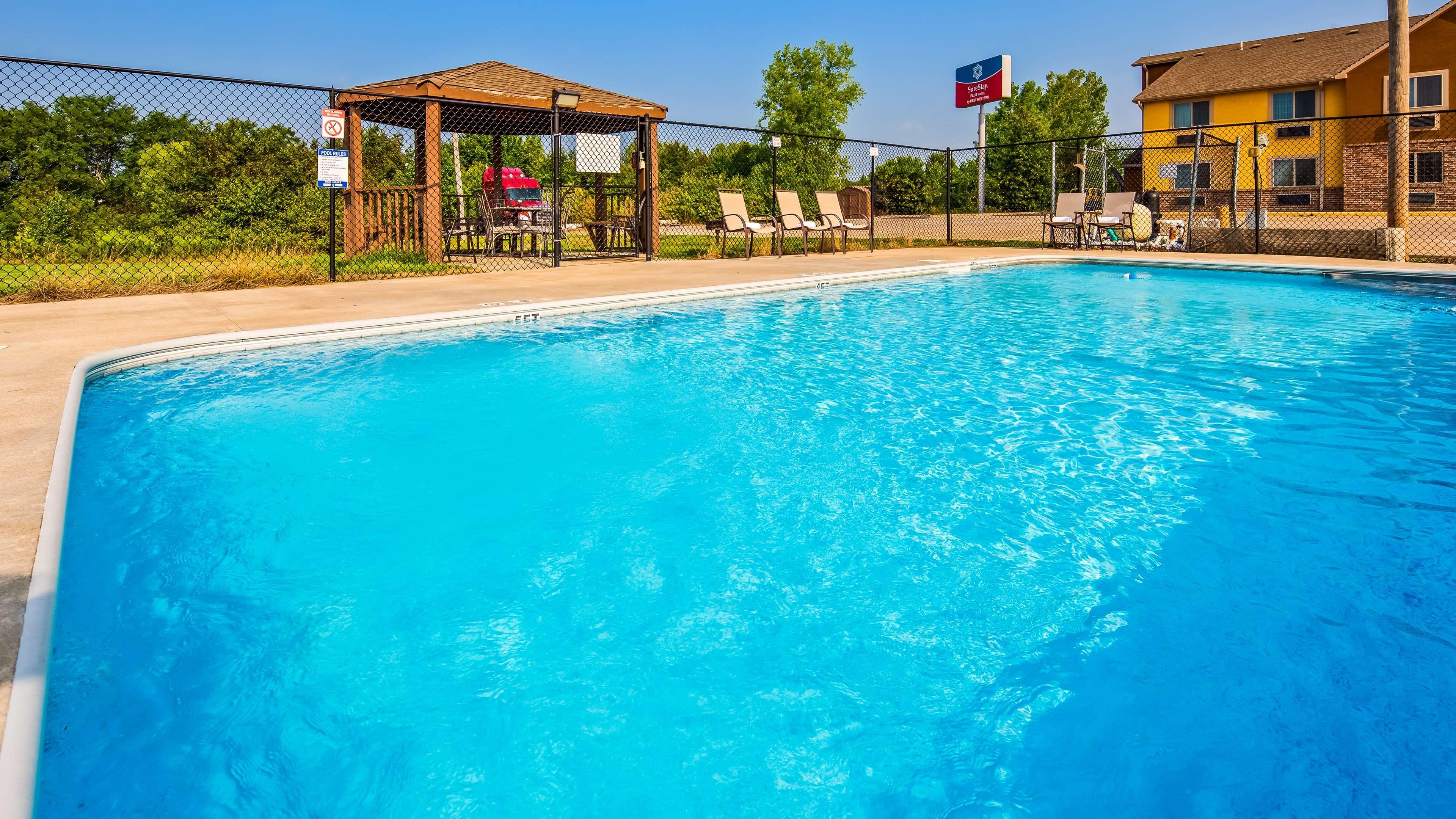 Surestay Plus Hotel By Best Western Kearney Esterno foto