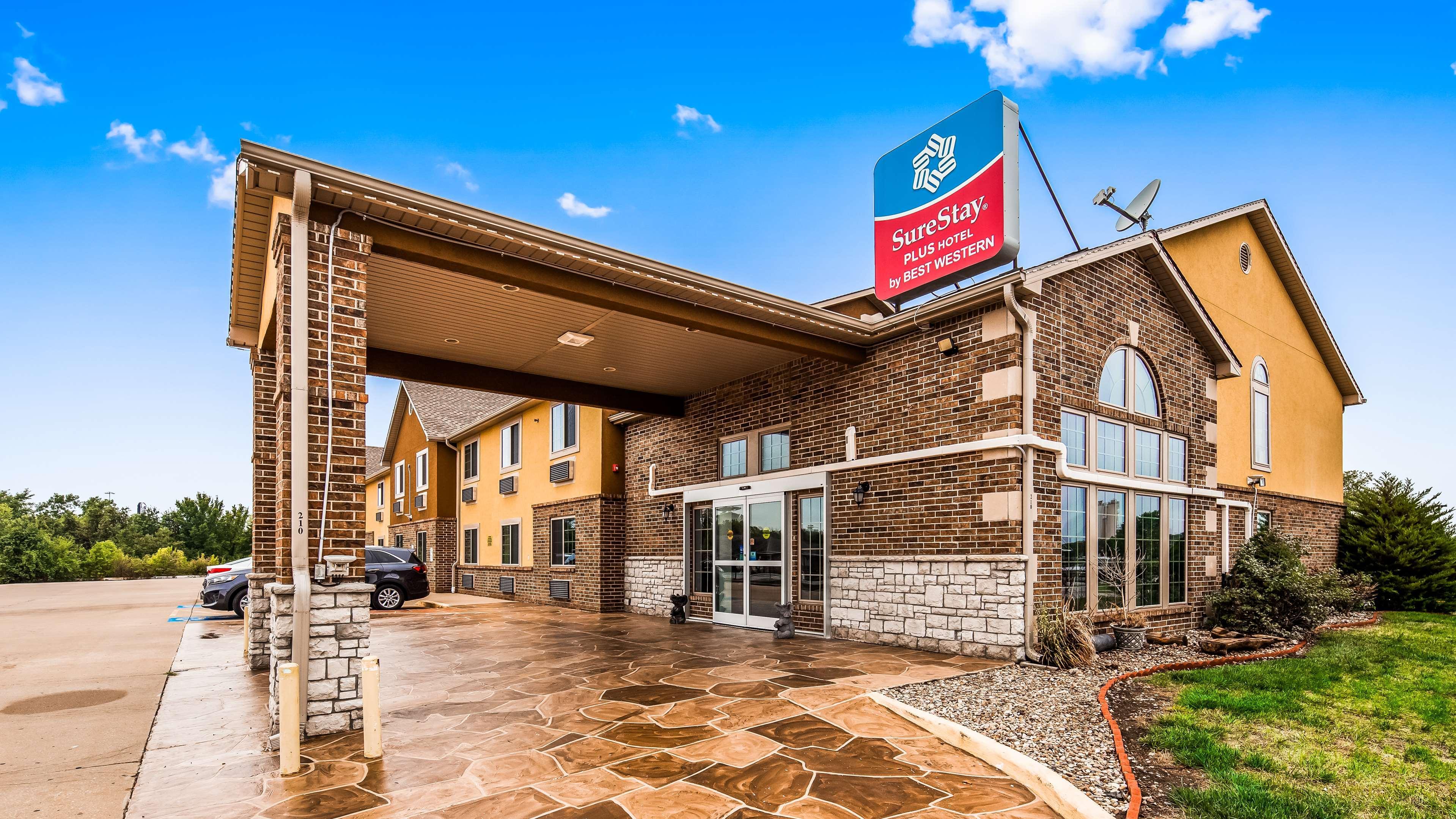 Surestay Plus Hotel By Best Western Kearney Esterno foto