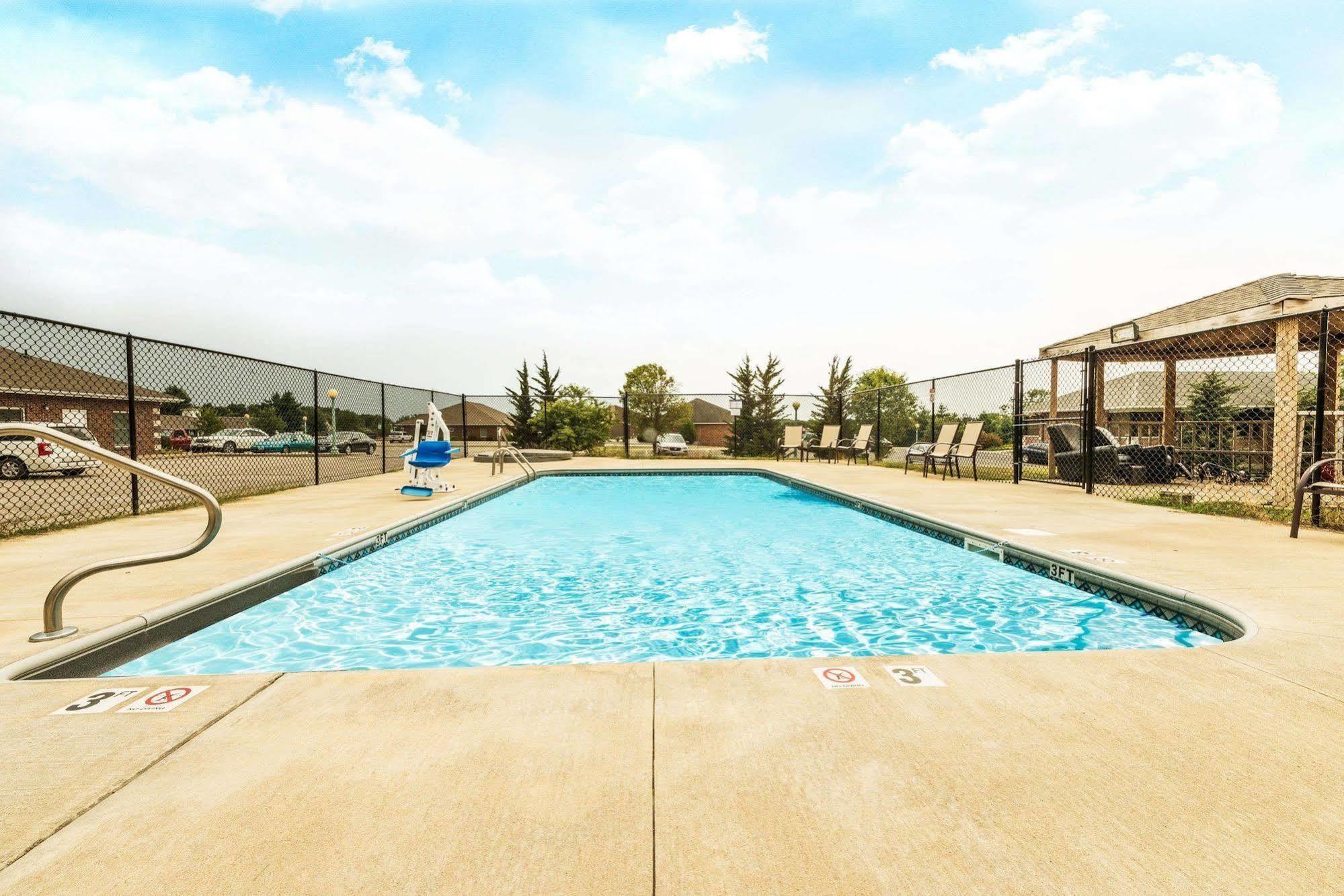 Surestay Plus Hotel By Best Western Kearney Esterno foto
